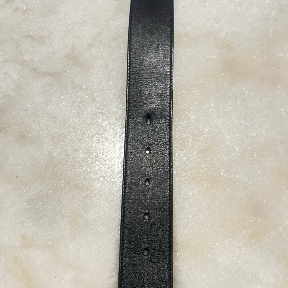 Gucci Black Belt with Gold Accent - Picture 4 of 5